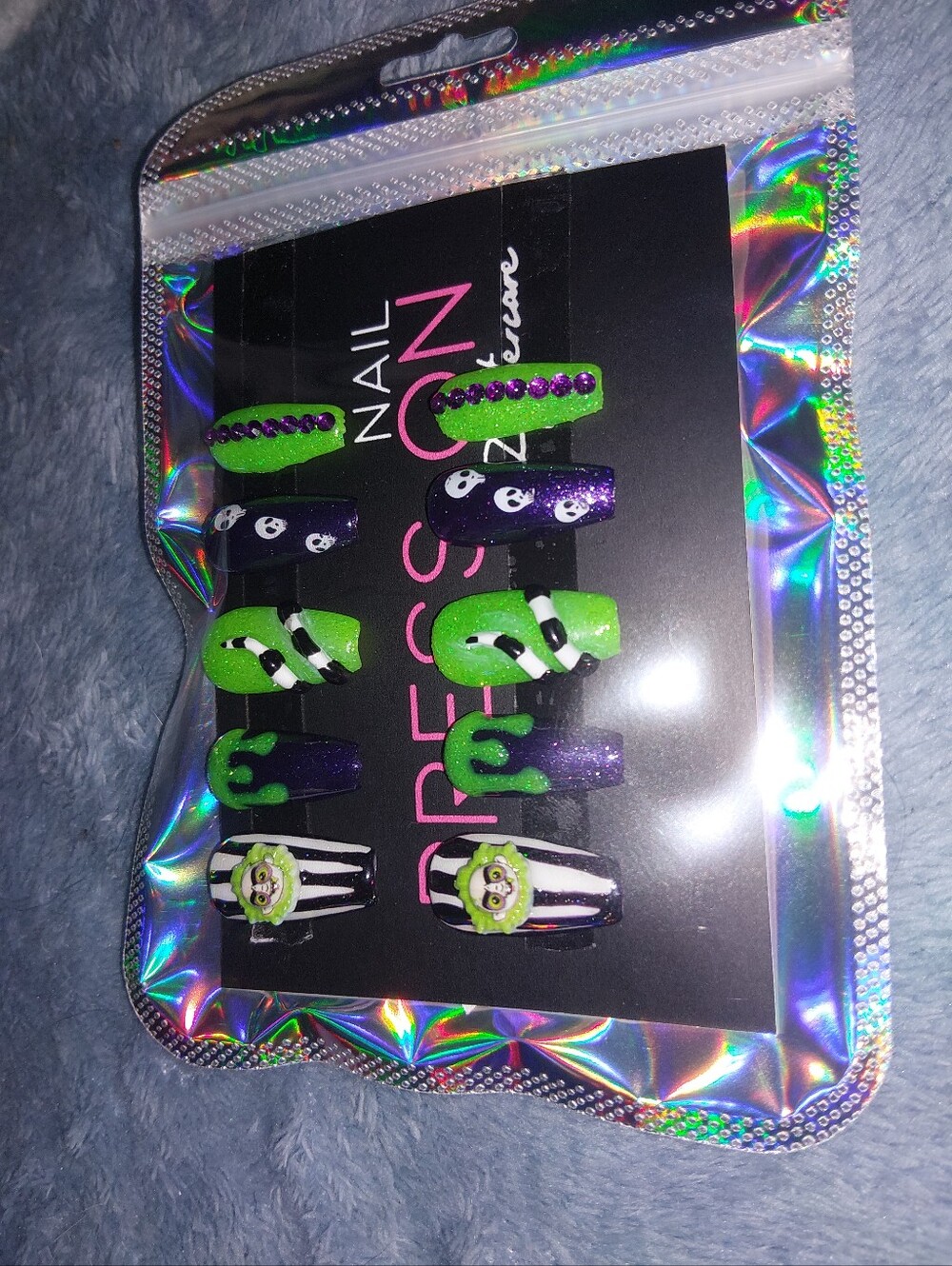 Halloween Handpainted Press-On Nails in Neon Green and Purple